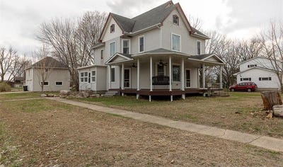 /international/us/504-2nd-street-sw-madelia-mn-110108168210/