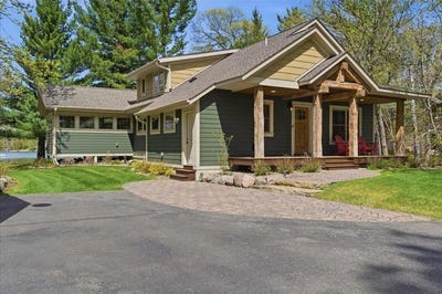 /international/us/8848-sunset-trail-ideal-twp-mn-110108237117/