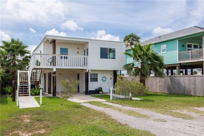 /international/us/321-s-7th-street-port-aransas-tx-110108146078/