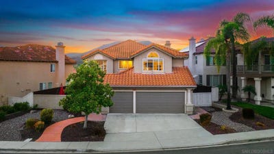 /international/us/18106-chieftain-ct-san-diego-ca-110107230097/