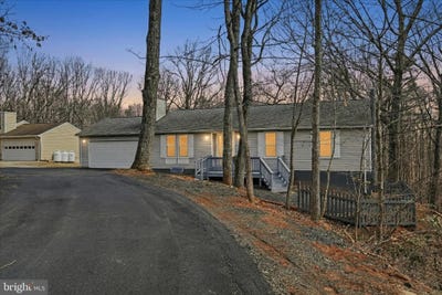 /international/us/1411-mercer-road-haymarket-va-110107875080/