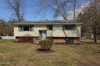 /international/us/3-short-street-castleton-on-hudson-ny-110106726127/
