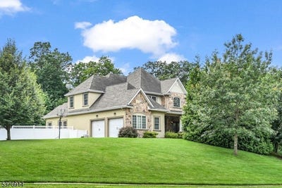 /international/us/8-eden-ln-hanover-twp-nj-110100915554/