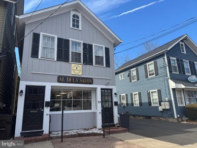 /international/us/154-n-state-street-newtown-pa-110097668440/