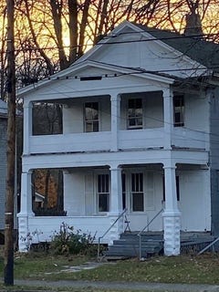 /international/us/1080-market-st-meadville-city-pa-110101142668/