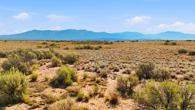 /international/us/john-dunn-bridge-rd-tres-piedras-nm-110119724963/