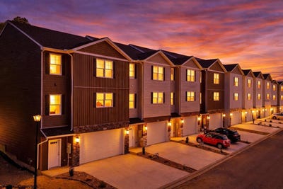 /international/us/286-red-oak-lane-morgantown-wv-110105633059/