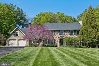 /international/us/2-hedgerow-drive-spring-house-pa-110108381390/