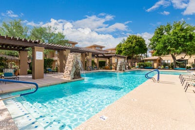 /international/us/20100-n-78th-place-scottsdale-az-110097687962/