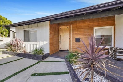 /international/us/22901-bassett-street-west-hills-ca-110107659077/