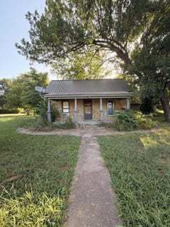 /international/us/302-s-perry-street-fairland-ok-110109409033/