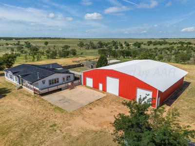 /international/us/8040-county-road-2-mobeetie-tx-110109713291/
