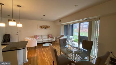 /international/us/7829-enola-street-mclean-va-110108474086/