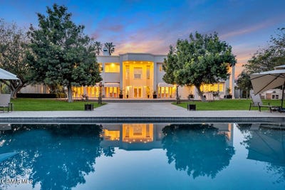 /international/us/11428-iverson-road-chatsworth-ca-110106563907/