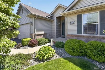 /international/us/717-koreys-circle-blissfield-vlg-mi-110108385172/