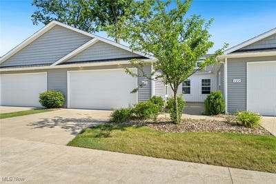 /international/us/118-fallen-oak-lane-elyria-oh-110100799744/
