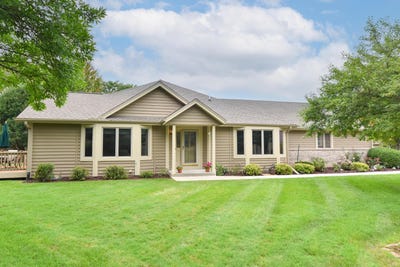 /international/us/n21w24347-deer-park-ct-pewaukee-wi-110110336039/