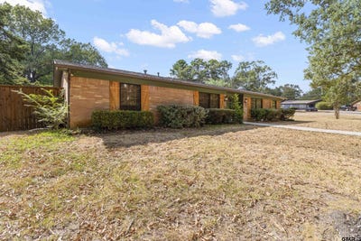 /international/us/3111-clinton-st-longview-tx-110109889078/