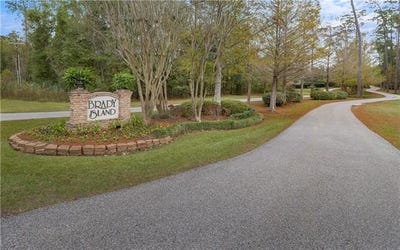 /international/us/3-river-cypress-lane-madisonville-la-110096962202/?lang=en