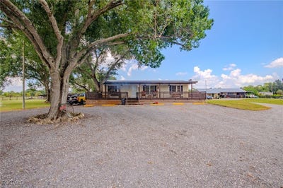 /international/us/1205-inverness-avenue-clewiston-fl-110101369231/