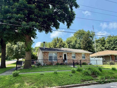 /international/us/503-n-7th-street-petersburg-il-110101257105/