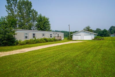 /international/us/4966-barrell-rd-sparta-wi-110100898449/
