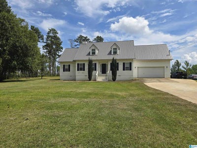/international/us/2216-highway-115-kellyton-al-110119715962/