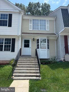 /international/us/8551-braxted-lane-manassas-va-110100526720/