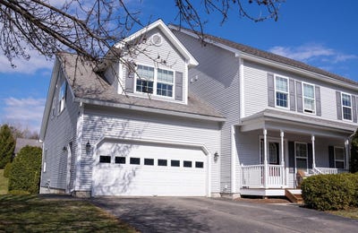 /international/us/34-lavoie-drive-essex-junction-vt-110106564712/