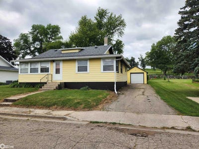 /international/us/203-c-street-toledo-ia-110100123646/