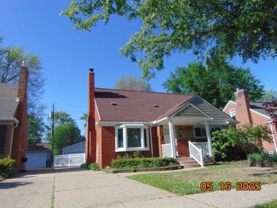 /international/us/10114-lincoln-drive-huntington-woods-mi-110100718840/