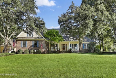 /international/us/302-pecan-court-hampstead-nc-110119956647/