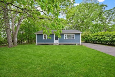 /international/us/250-mendon-rd-north-attleboro-ma-110108279641/