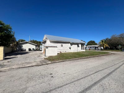 /international/us/511-texas-court-fort-pierce-fl-110097608073/