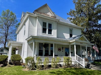/international/us/318-e-7th-street-mount-carmel-il-110101211846/