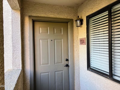 /international/us/1287-n-alma-school-road-chandler-az-110107827557/