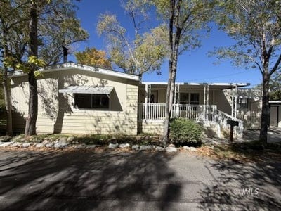/international/us/399-yaney-st-bishop-ca-110120512628/