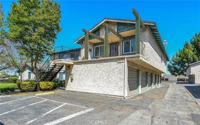 /international/us/2361-gonzaga-lane-riverside-ca-110098757481/