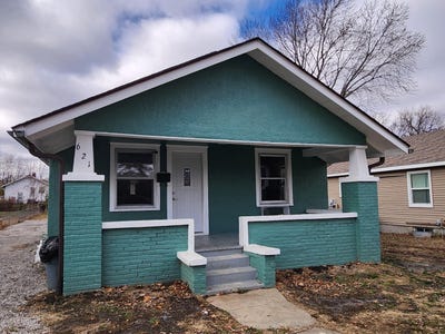 /international/us/621-ellsworth-ave-marshall-mo-110104514011/