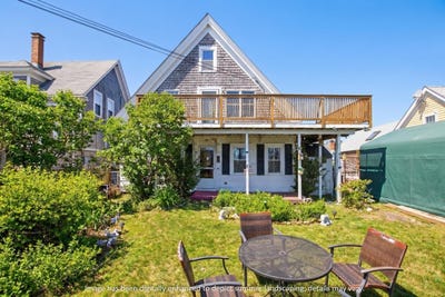/international/us/21-mechanic-street-provincetown-ma-110108209102/