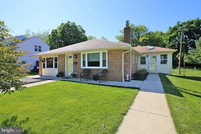 /international/us/1634-elm-street-lebanon-pa-110108206593/