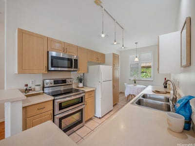/international/us/95-982-wikao-street-mililani-hi-110107015194/
