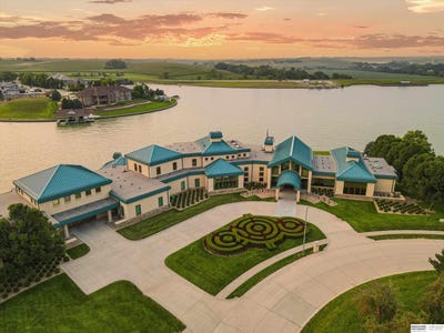 /international/us/17506-island-circle-bennington-ne-110097172909/?lang=de