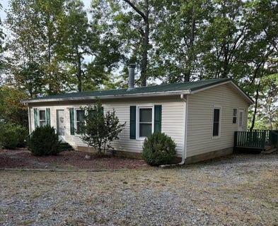 /international/us/508-griffin-ln-franklin-nc-110110388800/