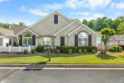 /international/us/92-fudora-circle-simpsonville-sc-110107824161/