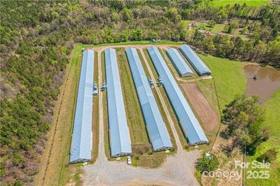 /international/us/7160-old-us-hwy-421-staley-nc-110104907981/