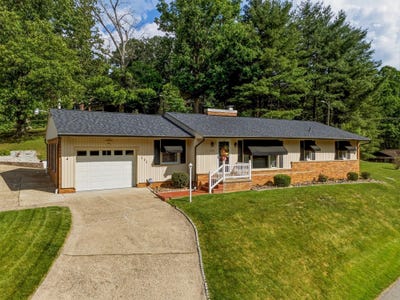 /international/us/502-forest-road-huntington-wv-110108028170/