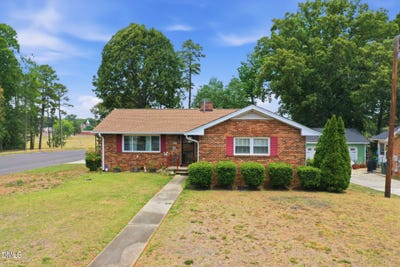 /international/us/500-oakwood-lane-graham-nc-110109135442/