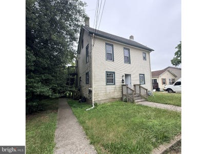 /international/us/22-madison-avenue-paulsboro-nj-110119605824/