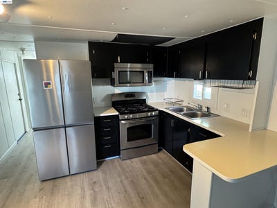 /international/us/2399-e-14th-san-leandro-ca-110106810926/